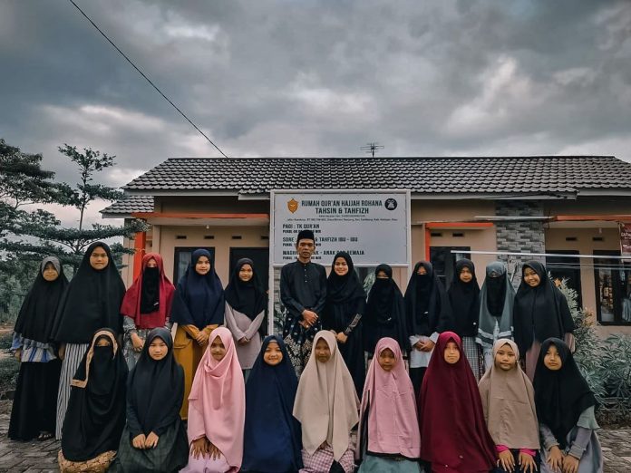 Rumah Qur'an Hajjah Rohana - Tahsin & Tahfizh, asrama awal santriwati